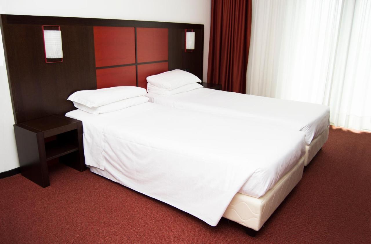 וילורבה Hotel Holiday La Marca מראה חיצוני תמונה
