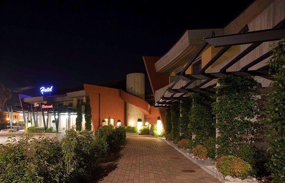 וילורבה Hotel Holiday La Marca מראה חיצוני תמונה